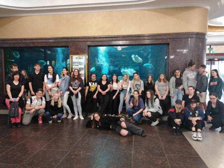 WYCIECZKA ZAWODOZNAWCZO-KRAJOZNAWCZA DO KARPACZA