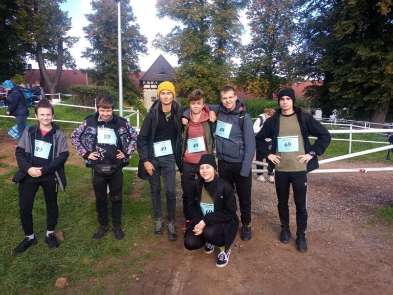 MATEMATYCZNY MARSZ NA ORIENTACJĘ :