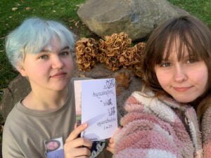 Jesień to druga wiosna, kiedy każdy liść jest kwiatem – Albert Camus