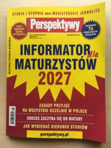 Okładka publikacji „Perspektywy. Informator dla maturzystów 2027” zawierającej informacje o rekrutacji na studia w Polsce